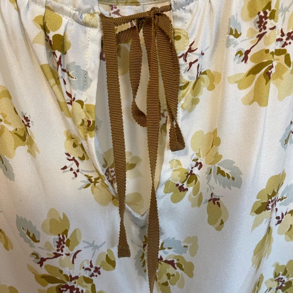 NWT: Doen Gold Frolicking Floral Silk Blend Blouse Size M - Picture 5 of 11